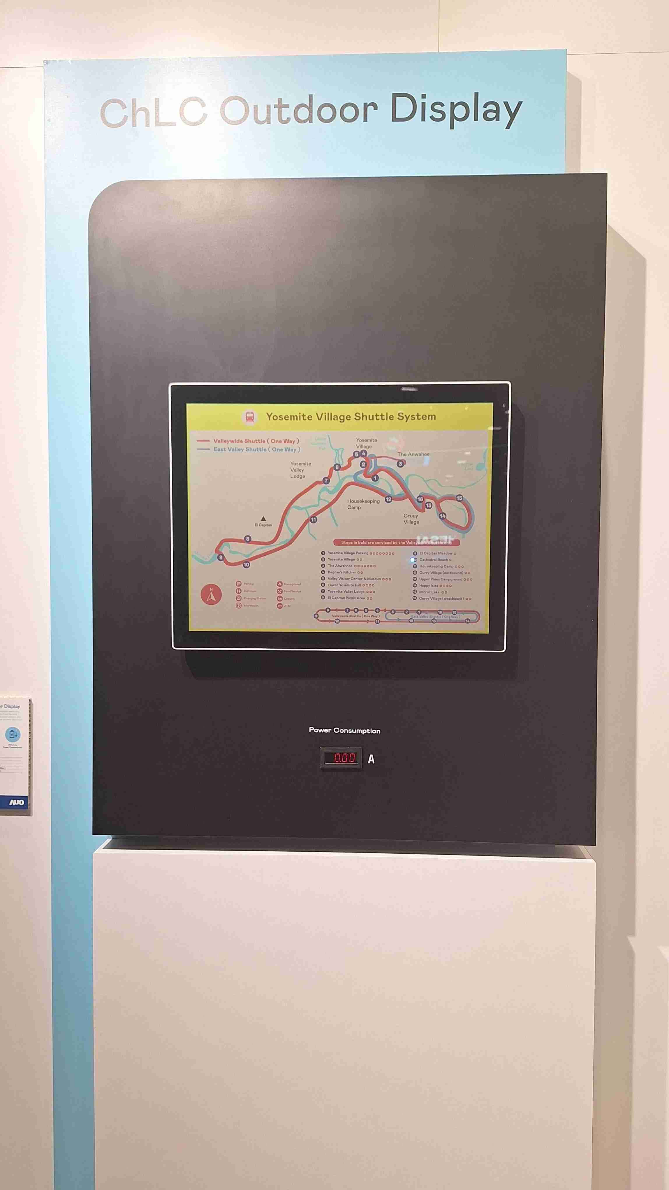 918.COM的「胆固醇液晶超低耗能户外全彩显示器」不只环保省电，，且符合户外严苛使用环境，，拥有在摄氏-30度至85度下的宽温使用优势，，，，并且强光愈强愈能呈现绝佳的色彩饱和度及显示效果，，，易于安装的特性将成为户外电子看板的新首选。。